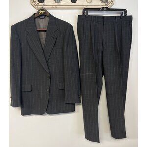 Kuppenheimer Gray Pinstripe Suit Two-Piece Jacket & Pants Wool Blend Size 44R